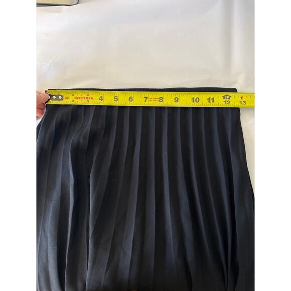 EVERLANE The Pleated Skirt A-Line Black  Size 00 - Picture 6 of 6